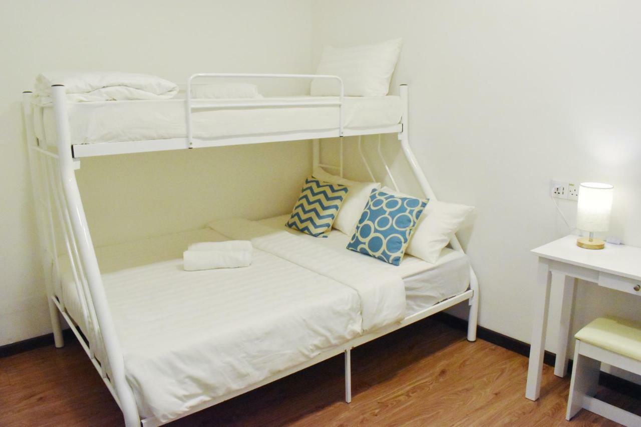Ocean House Hostel Semporna Kültér fotó