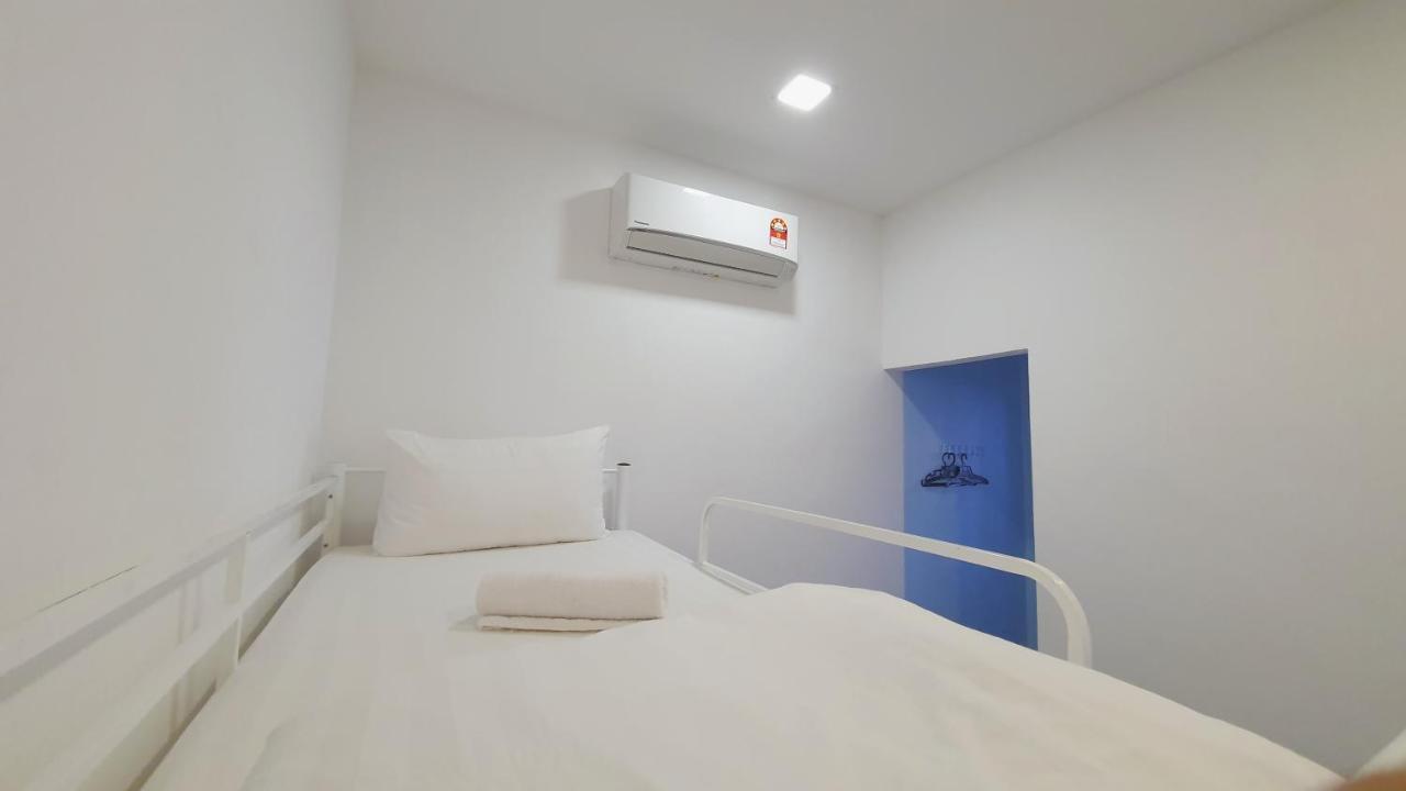 Ocean House Hostel Semporna Kültér fotó